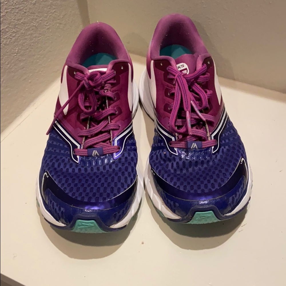 Brooks running shoes 7.5